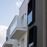 Brezza Apartmanhotel